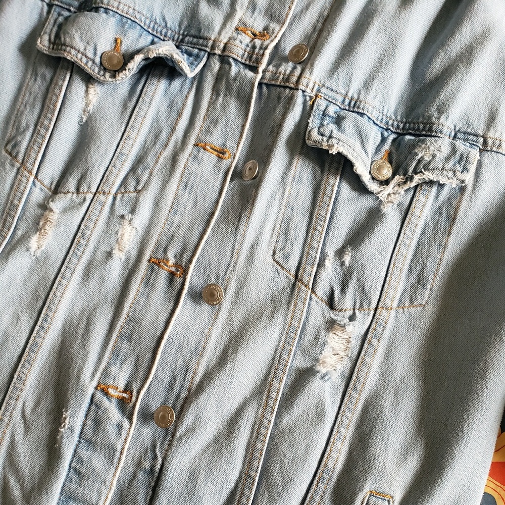 Bershka Vintage style Jean Jacket. (Size: S-M) - Picture 4 of 7